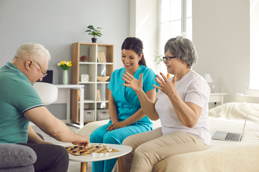 Activities For Alzheimer's Patients: Three Ideas For Brain Stimulation