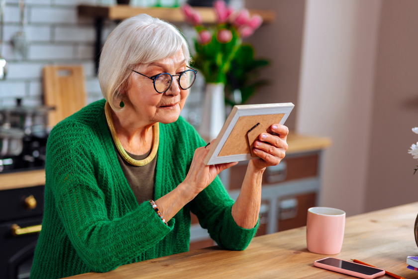 Alzheimer's Care In Clearview Heights, VA And Reminiscence Therapy: How Reflecting On Past Experiences Can Enhance Memory