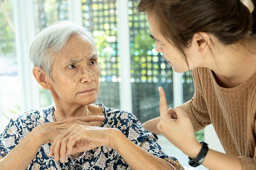 Can Seniors Recognize Their Dementia Signs?