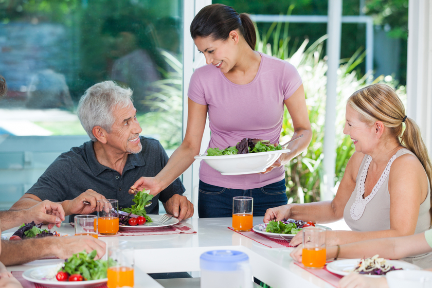 Fine Dining In Memory Care Communities In Pine Oak Heights, VA: Enhancing Nutrition And Lifestyle
